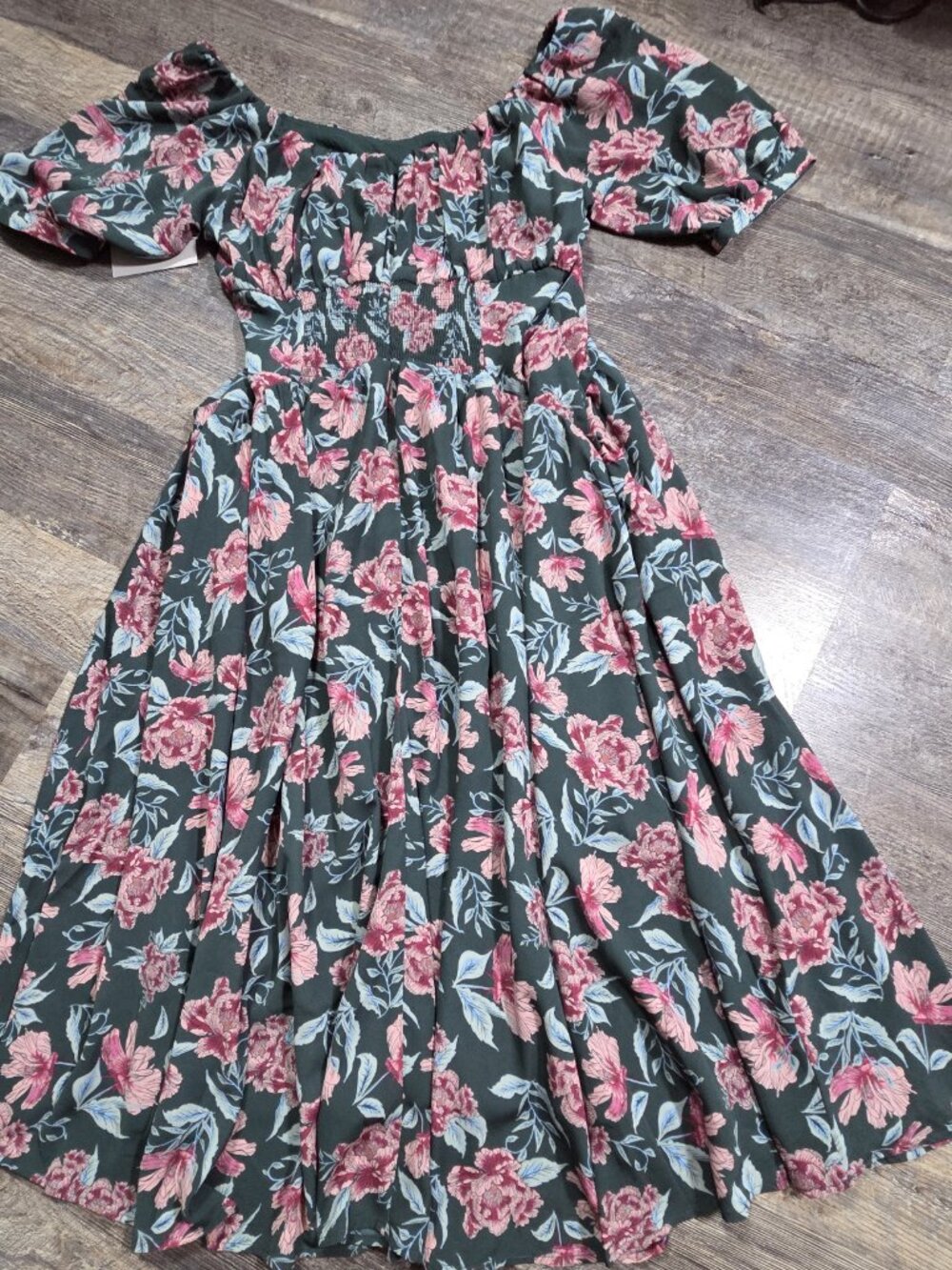 'Green Fannie Floral' Midi Dress Pink Floral + Leaves Print Sz Med by Chelsea28